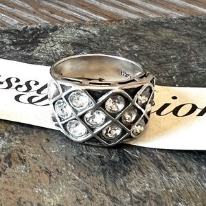 Brand New Grace & Heart Ring